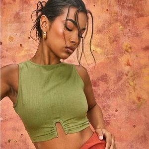 NWOT PrettyLittleThing Khaki Linen Feel Crop Top Small